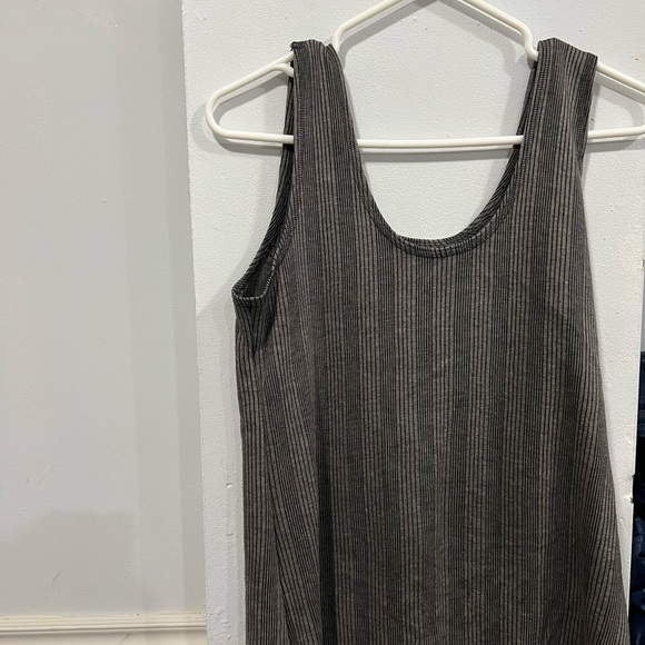 Men Winter warmer . Size 40 delivery available in Mississauga please message - Picture 1 of 4